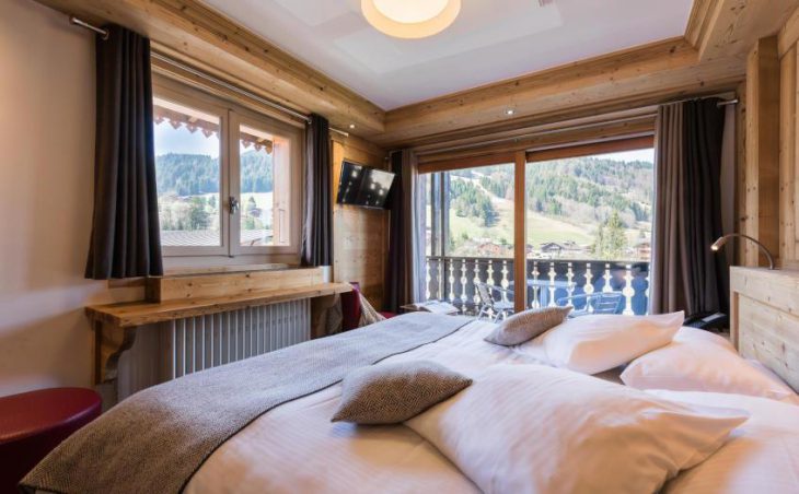 Ski Hotel Le Petit Dru in Morzine , France image 7 